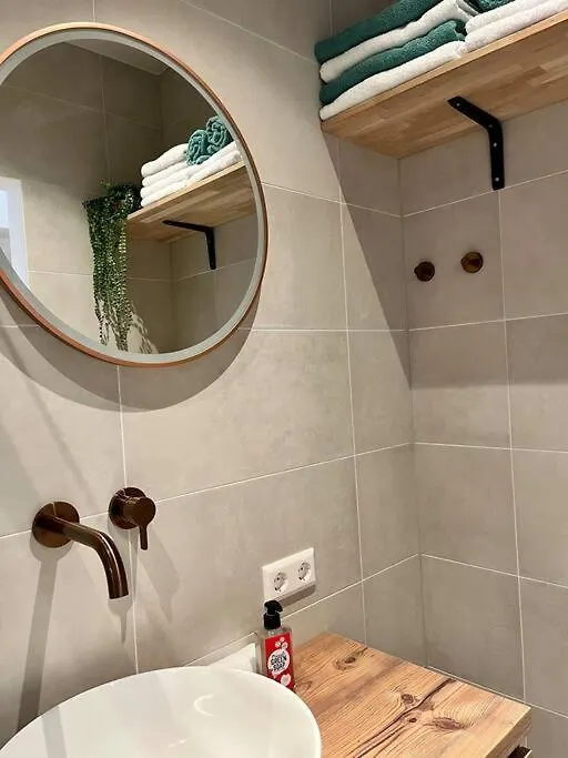 Tiny House In Center Aalsmeer I Close To Schiphol & Amsterdam