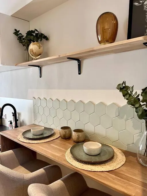 Apartment Tiny House In Center Aalsmeer I Close To Schiphol & Amsterdam