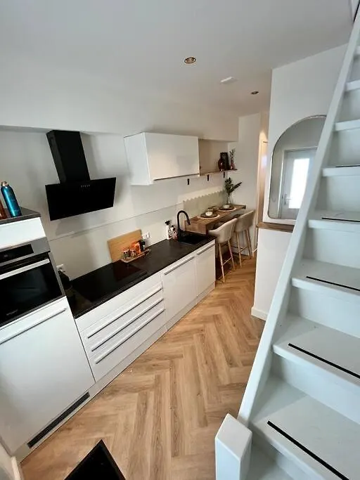 Apartament Tiny House In Center Aalsmeer I Close To Schiphol & Amsterdam Holandia